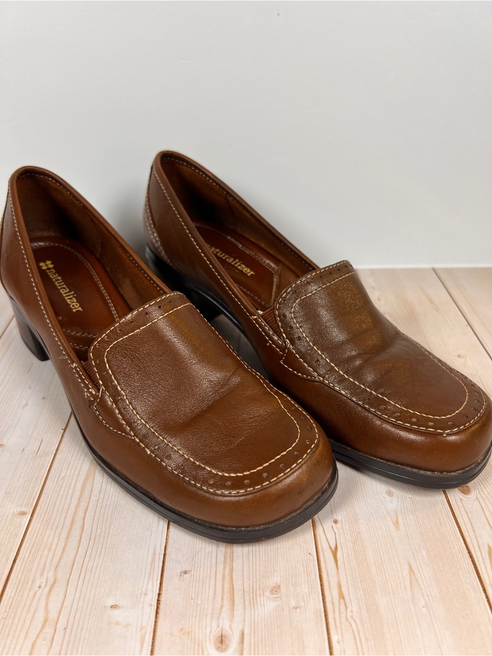 Naturalizer 6M Brown Leather Loafers CBK Preppy Academia